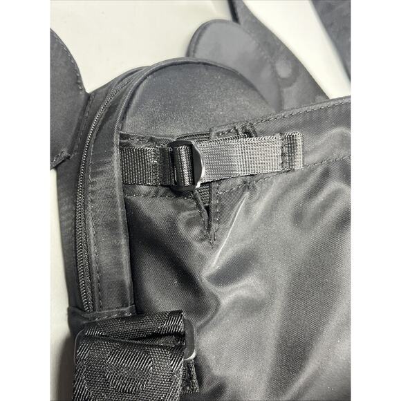 Disney x Corkcicle Mickey Mouse Black Crossbody Water Bottle Sling Bag - Picture 8 of 13